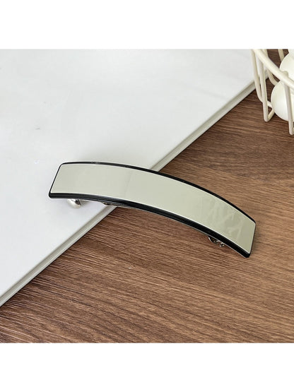 Beau - Simple Curved Acetate Hair Clip