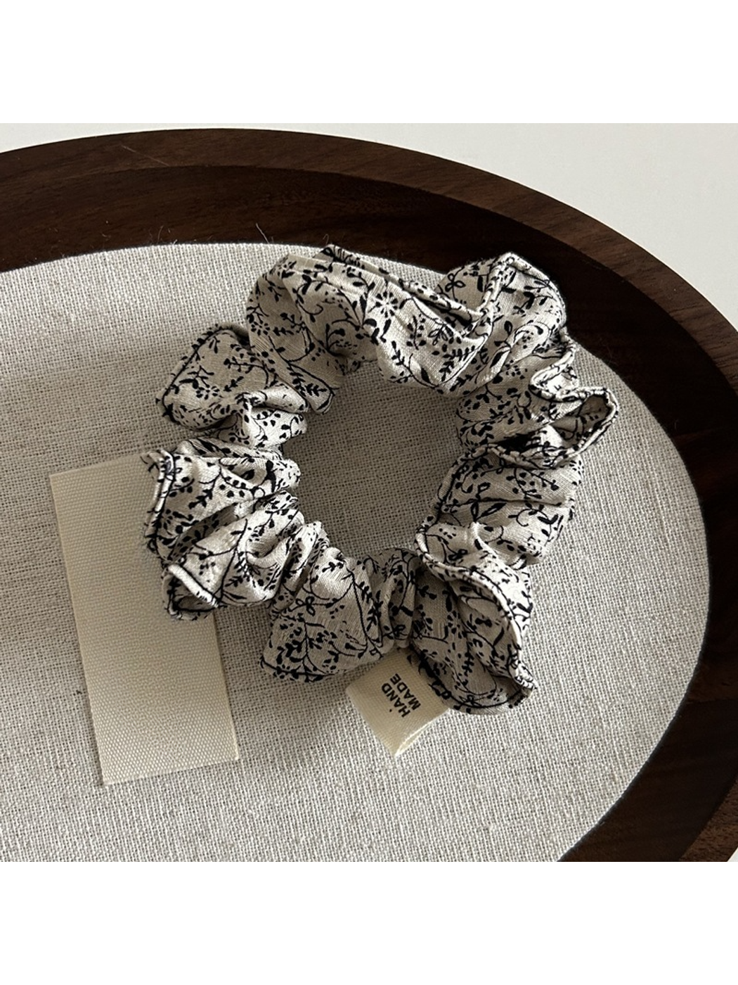 Gifty - Vintage Floral Simple Ponytail Hair Tie