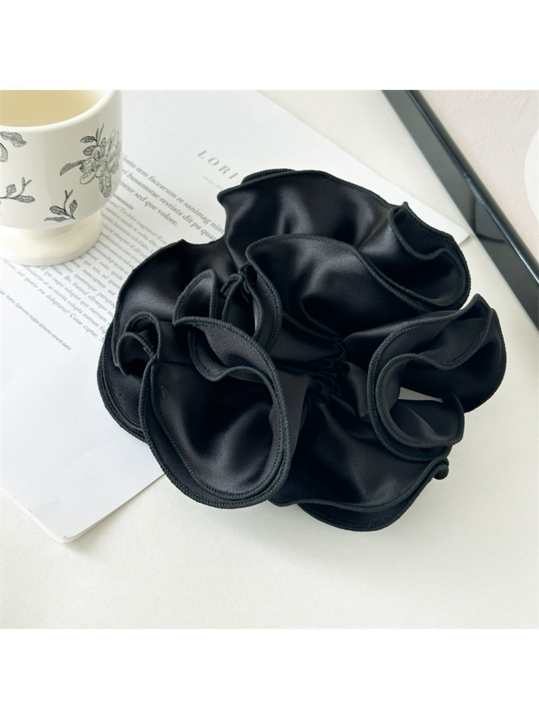 Gifty - Lace Trim Satin Scrunchie Hair Tie
