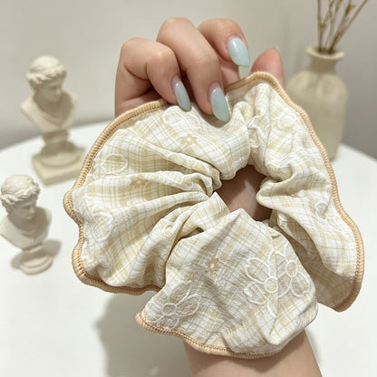 Gifty - Ruffled Floral Print Polyester Hair Scrunchie
