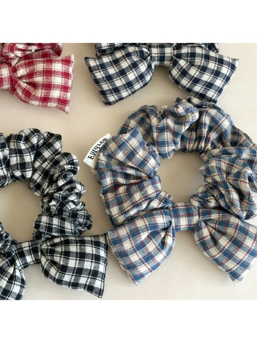 Gifty - Plaid Bow Hair Tie