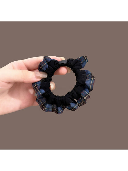 Gifty - Elegant Simple Colored Edge Scrunchie