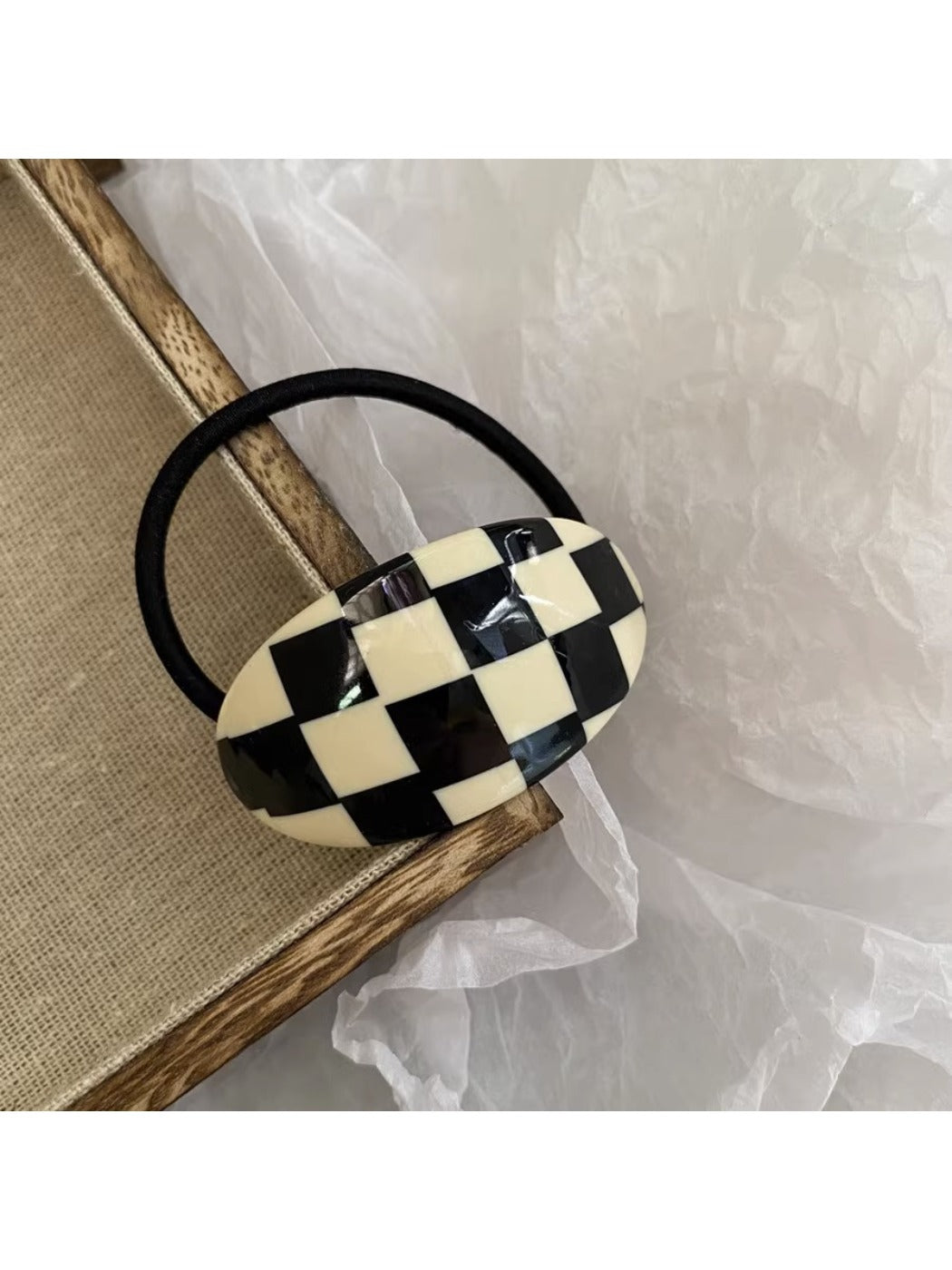 Gifty - Minimalist Oval Hair Tie