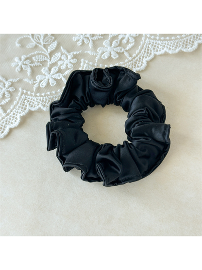 Gifty - Ruffled Gloss Finish Elastic Hair Scrunchie