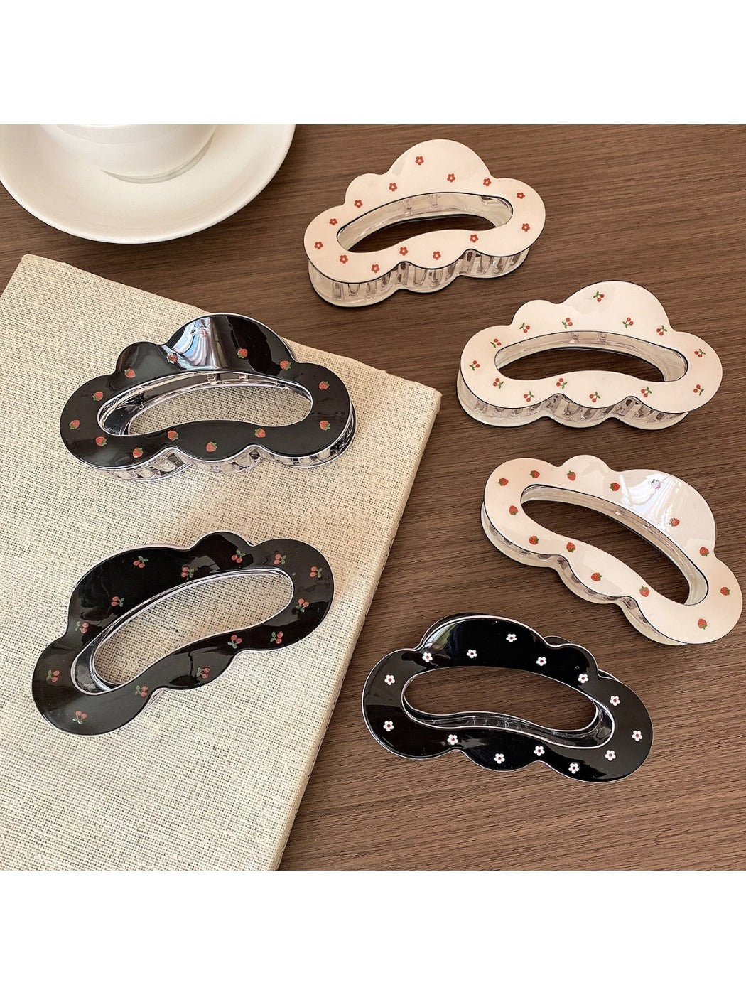 Beau - Simple Cloud Hair Clip