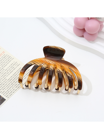 Beau - Chrysanthemum Shape Textured Hair Claw Clip