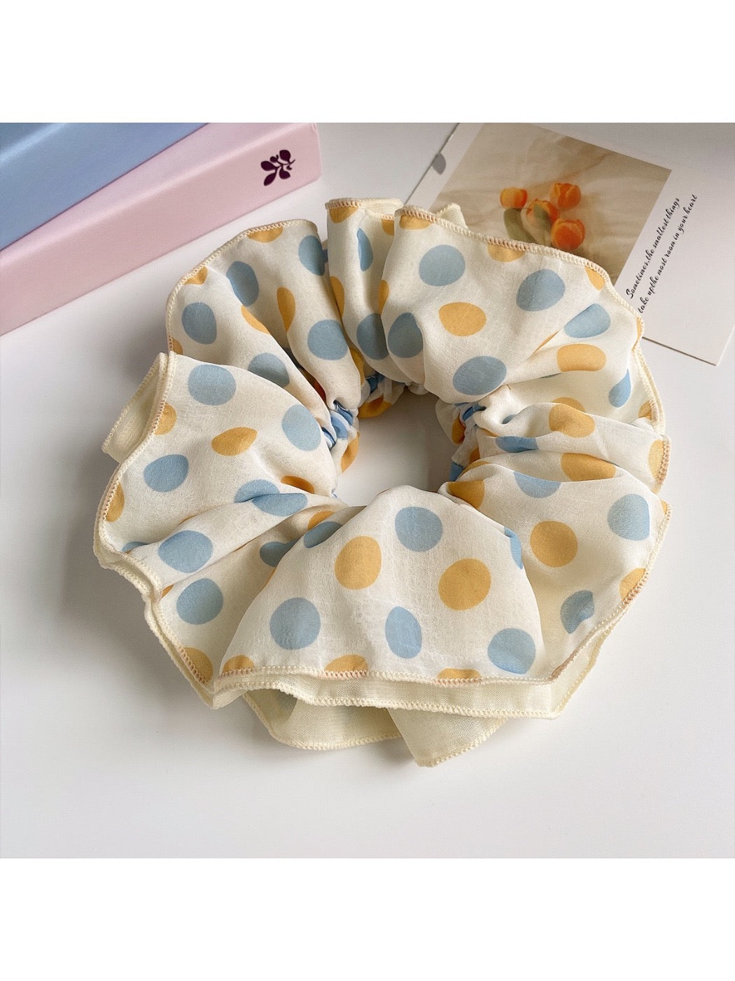 Gifty - Heart Polka Dot Scrunchie