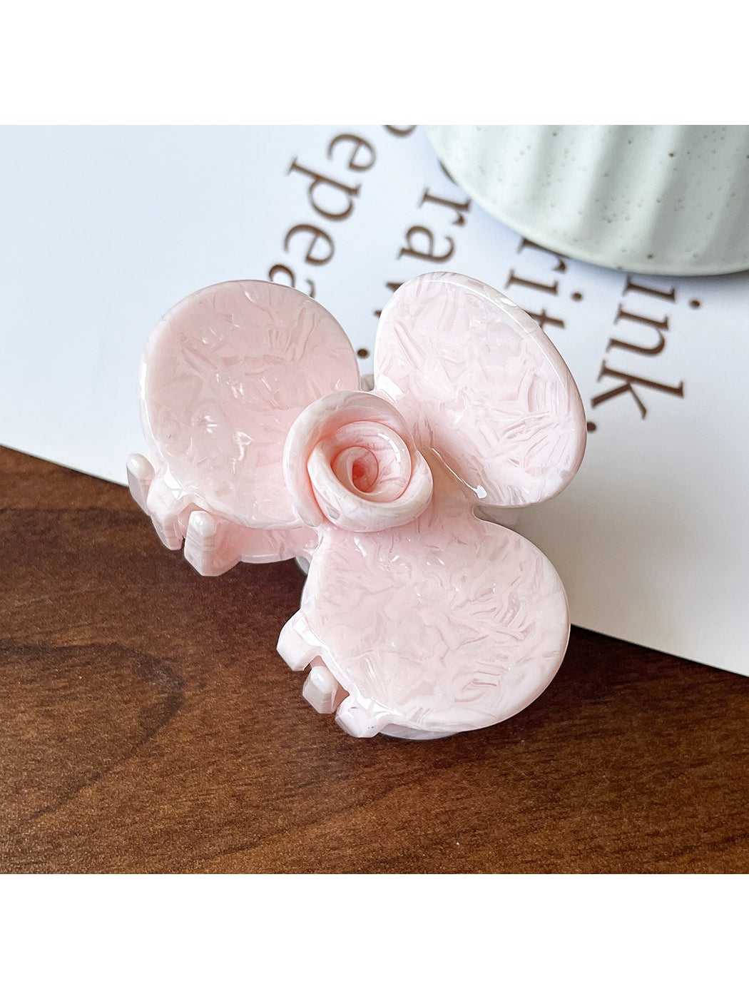 Beau - Geometric Flower Acetate Fiber Hair Claw Clip