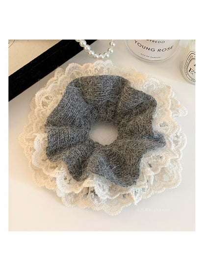 Gifty - Lace Knitted Hair Scrunchie