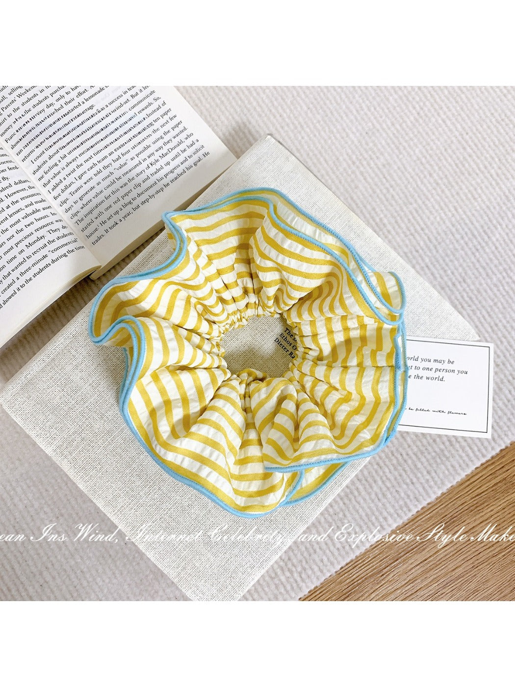 Gifty - Sweet Yellow Striped Scrunchie