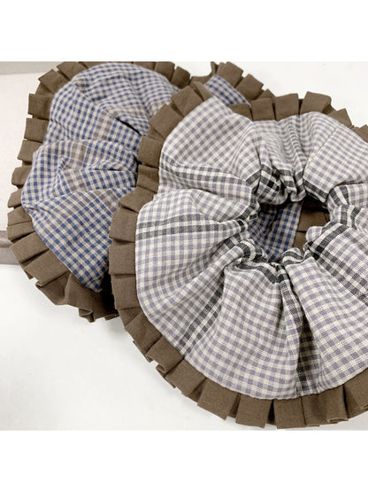 Gifty - Retro Preppy Plaid Scrunchie