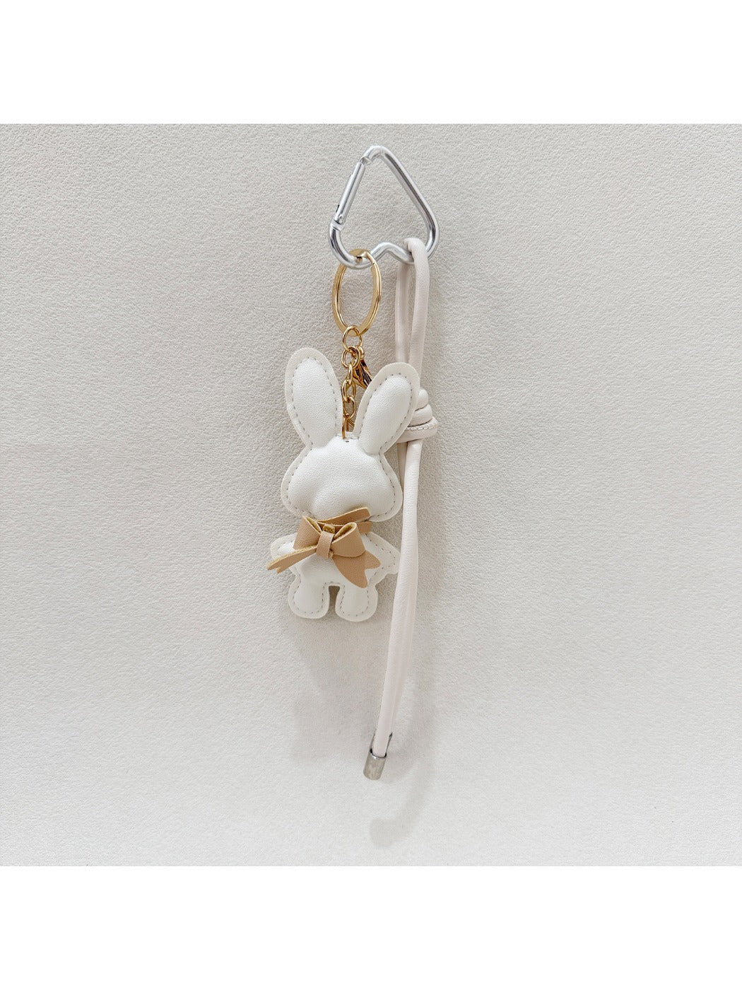 Keychain featuring a cute little bunny with floppy ears