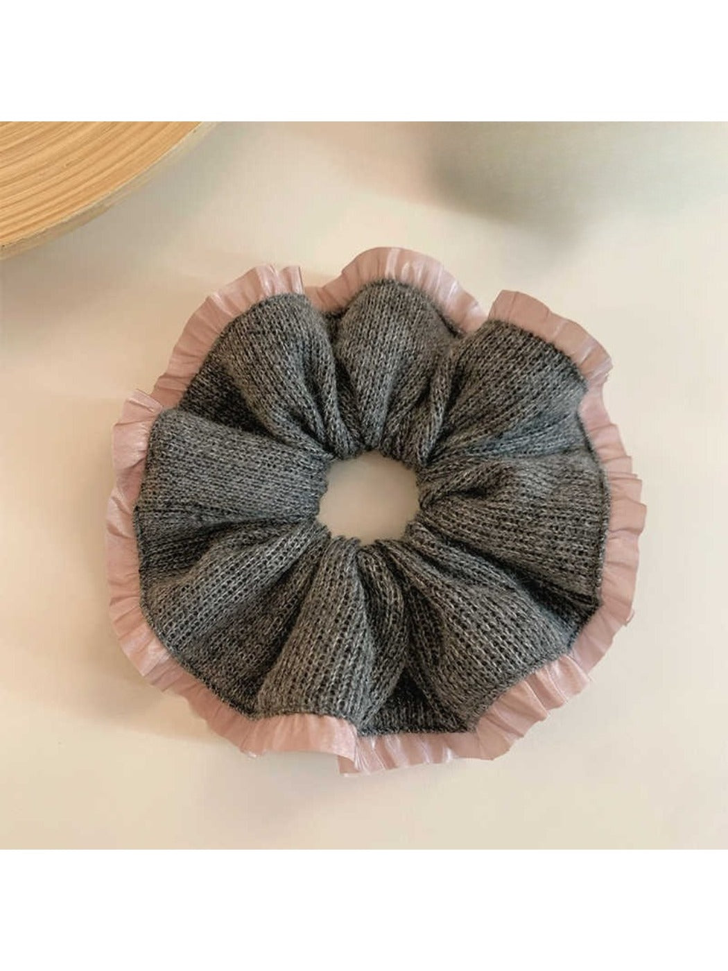 Gifty - Chunky Scrunchies Knit Hair Ties
