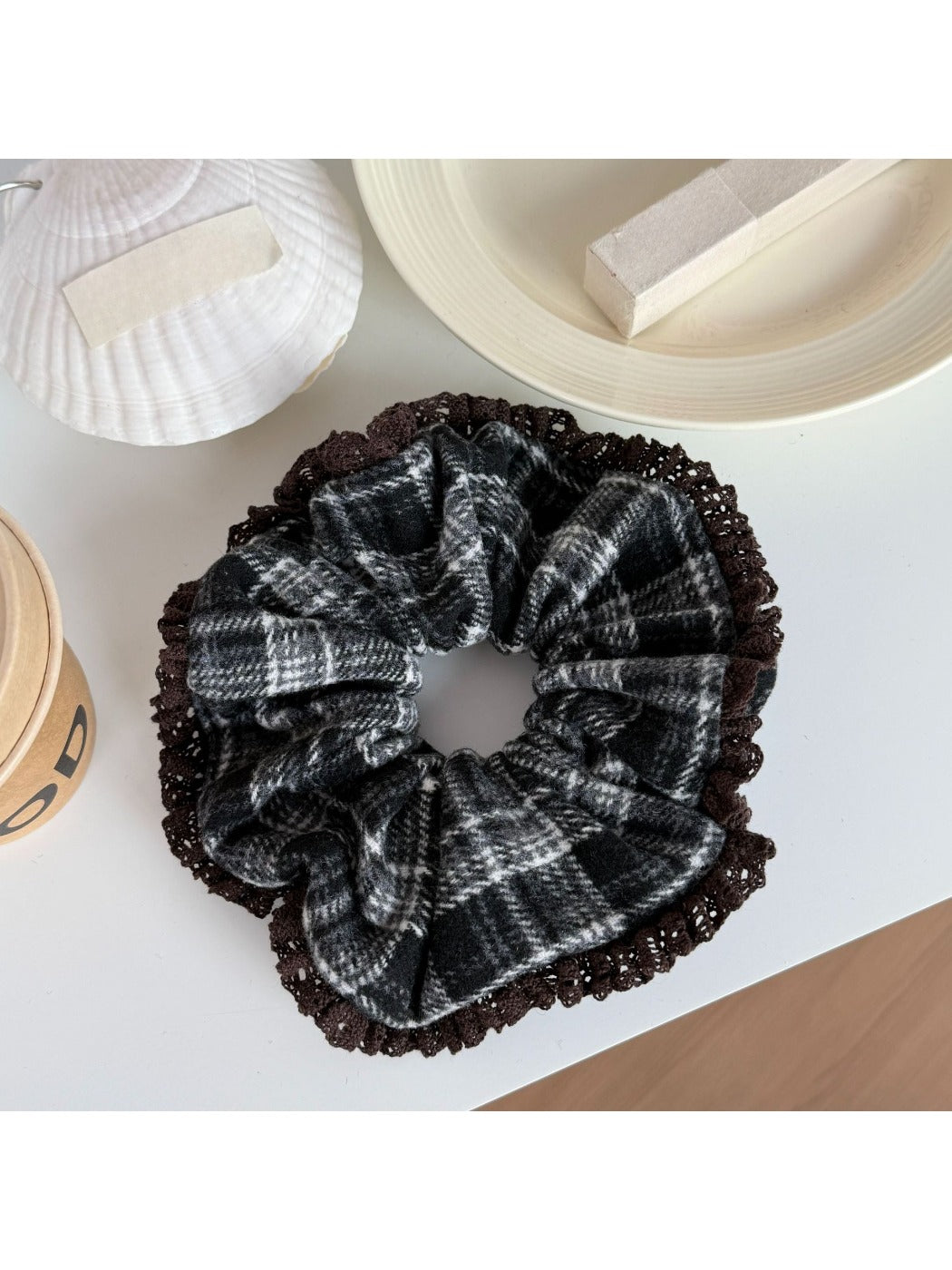 Gifty - Classy Plaid Hair Scrunchie