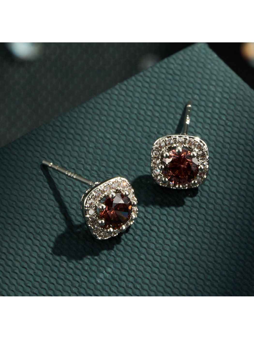 Earedge - Square Alloy Geometric Stud Earrings