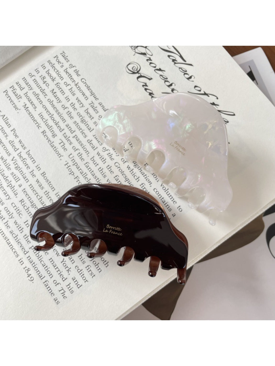 Beau - Vintage Half Moon Hair Claw Clip