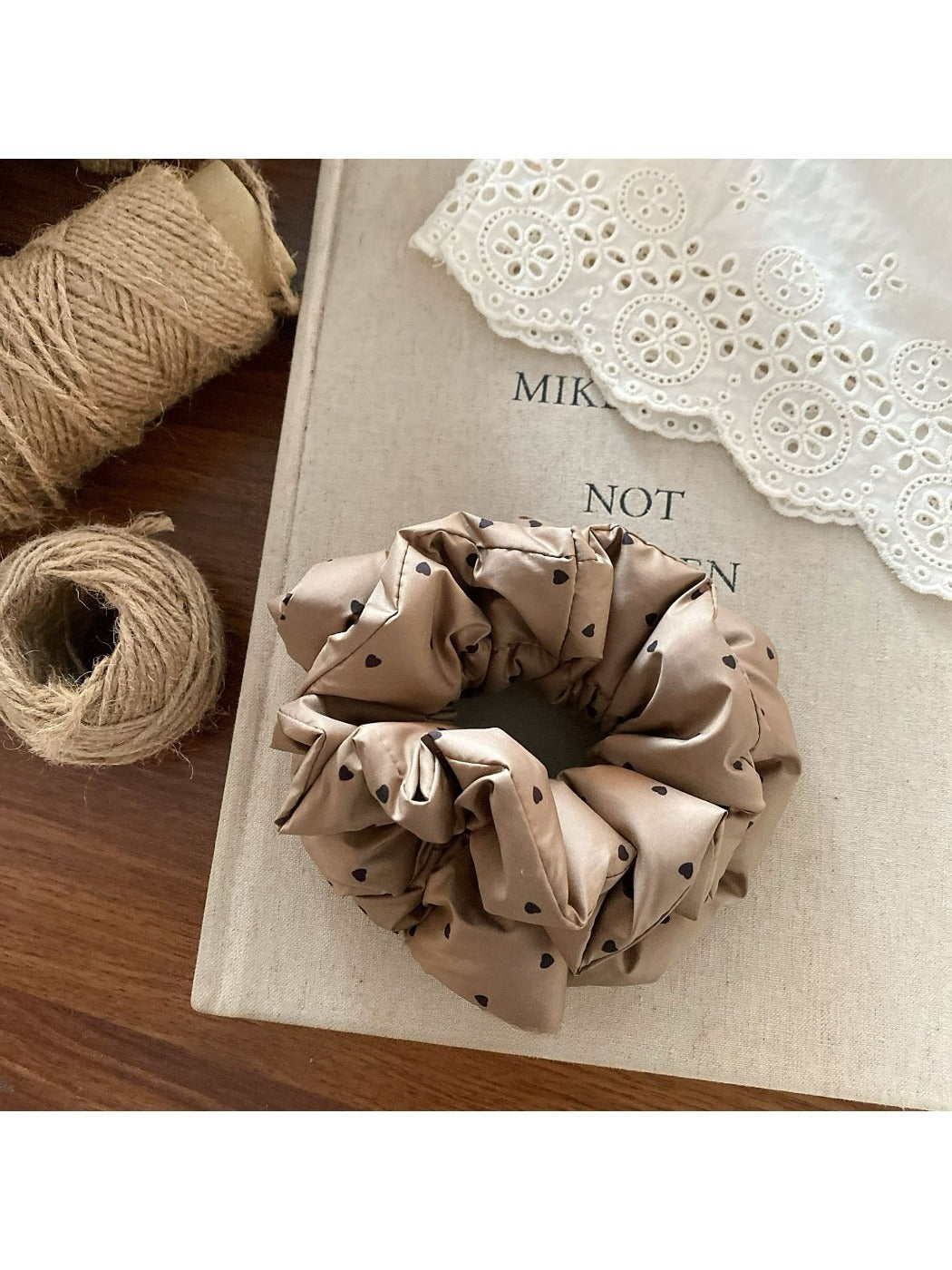 Gifty - Love Dot Sponge Hair Ties Scrunchies