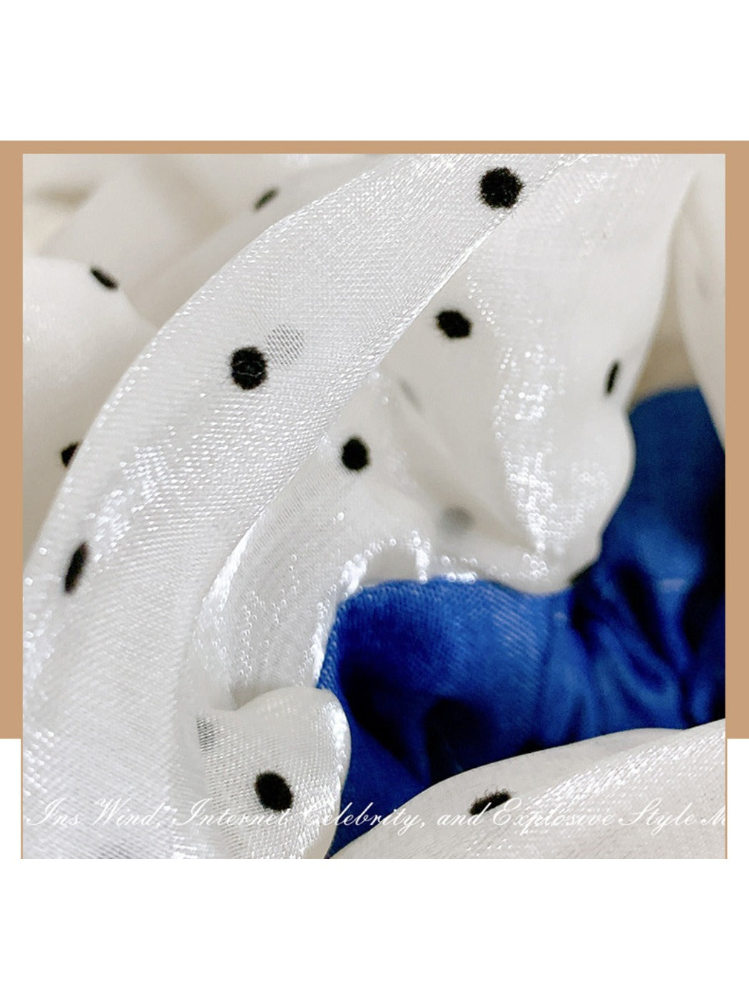 Gifty - Elegant Scalloped Edge Hair Tie