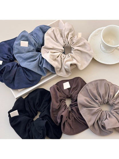 Gifty - Fluffy Scrunchie Hair Tie