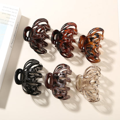 Beau - Glossy Openwork Leopard Pattern Claw Clip