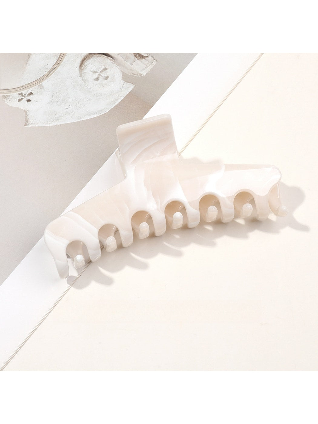 Beau - Marble Swirl Triangle PC Claw Hair Clip