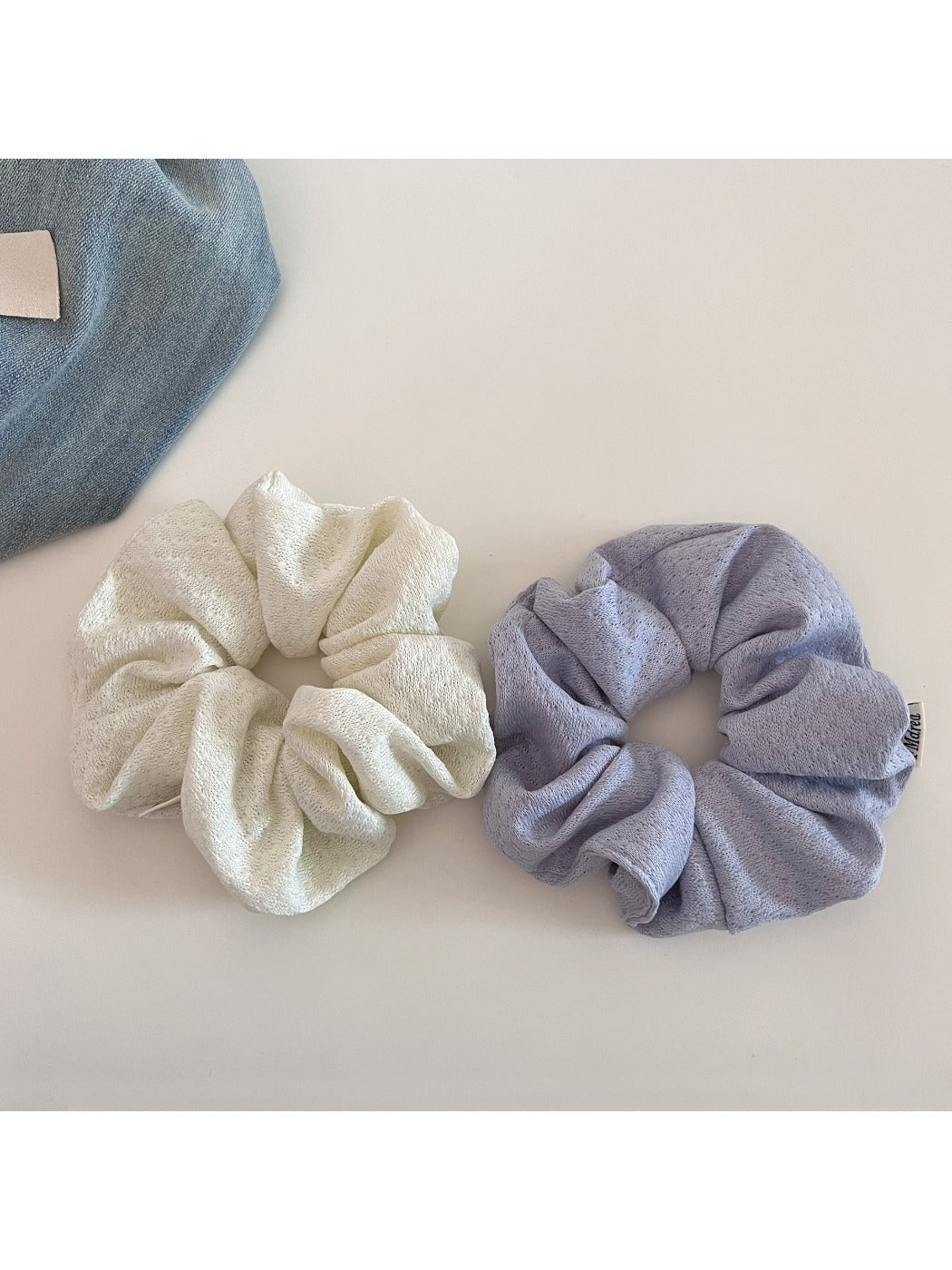 Gifty - Bubble Knit Scrunchie Hair Tie