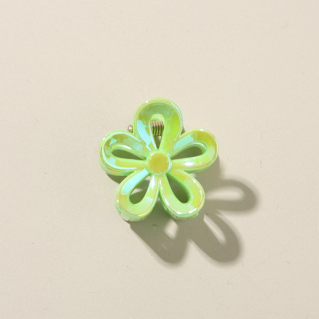 Beau - Glossy Floral PS Hair Accessory Claw Clip