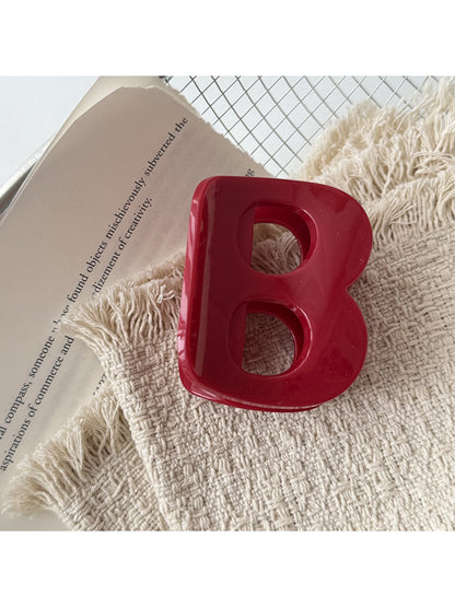 Beau - Minimalist B Shaped Hair Claw Clip