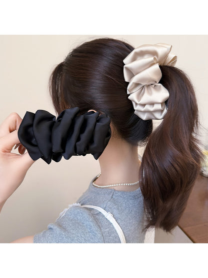 Beau - Pleated Cross Detail Polyester Banana Clip