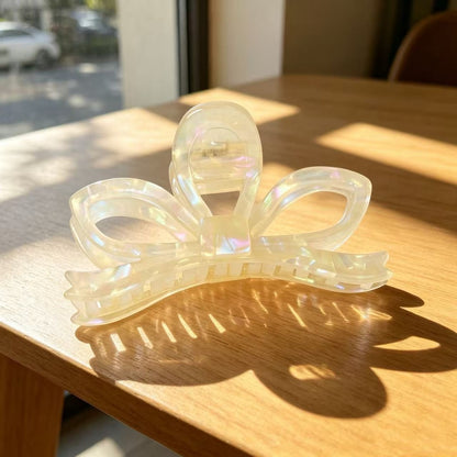 Beau - Sweet Style Lotus Openwork Claw Clip