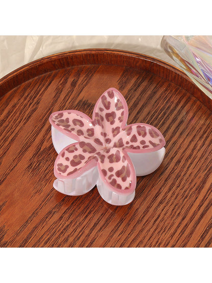 Beau - Adorable Leopard Print Flower Shaped Claw Clip