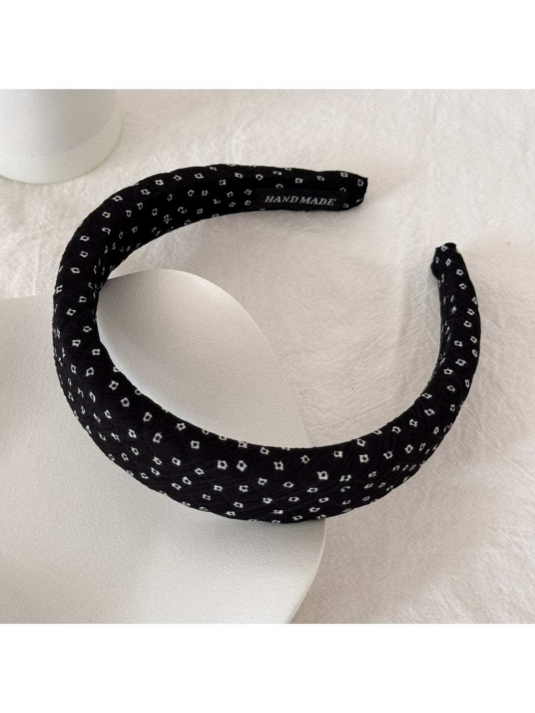 Gifty - Pleated Polka Dot Fabric Scrunchie Hair Tie