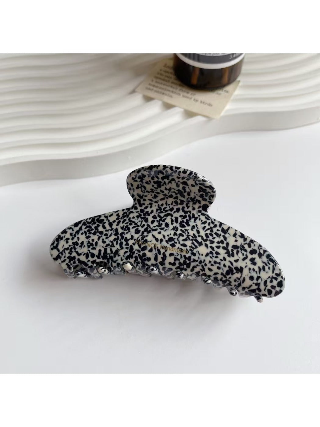 Beau - Retro Half Moon Shaped Hair Claw Clip