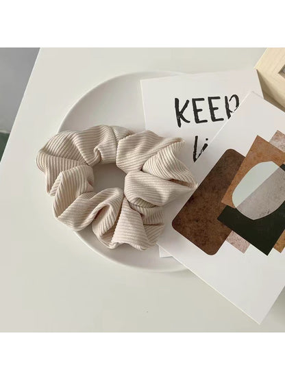 Gifty - Morandi Color Elegant Minimalist Scrunchie