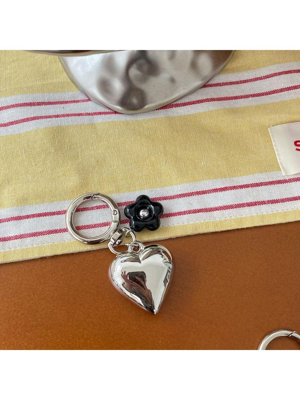Keypus - Alloy Heart and Flower Bag Hanging Keychain