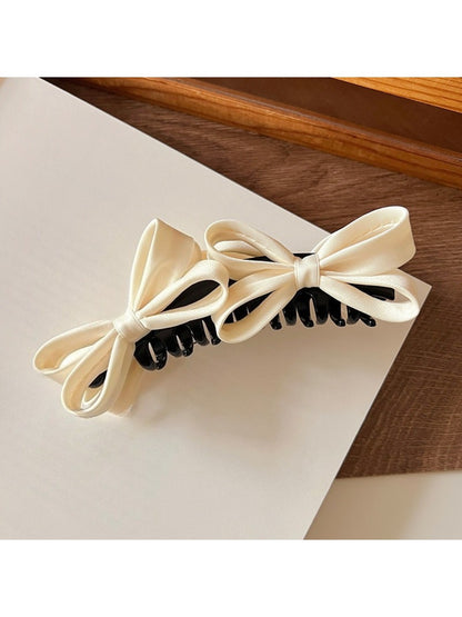 Beau - Stylish Satin Bow Hair Clip