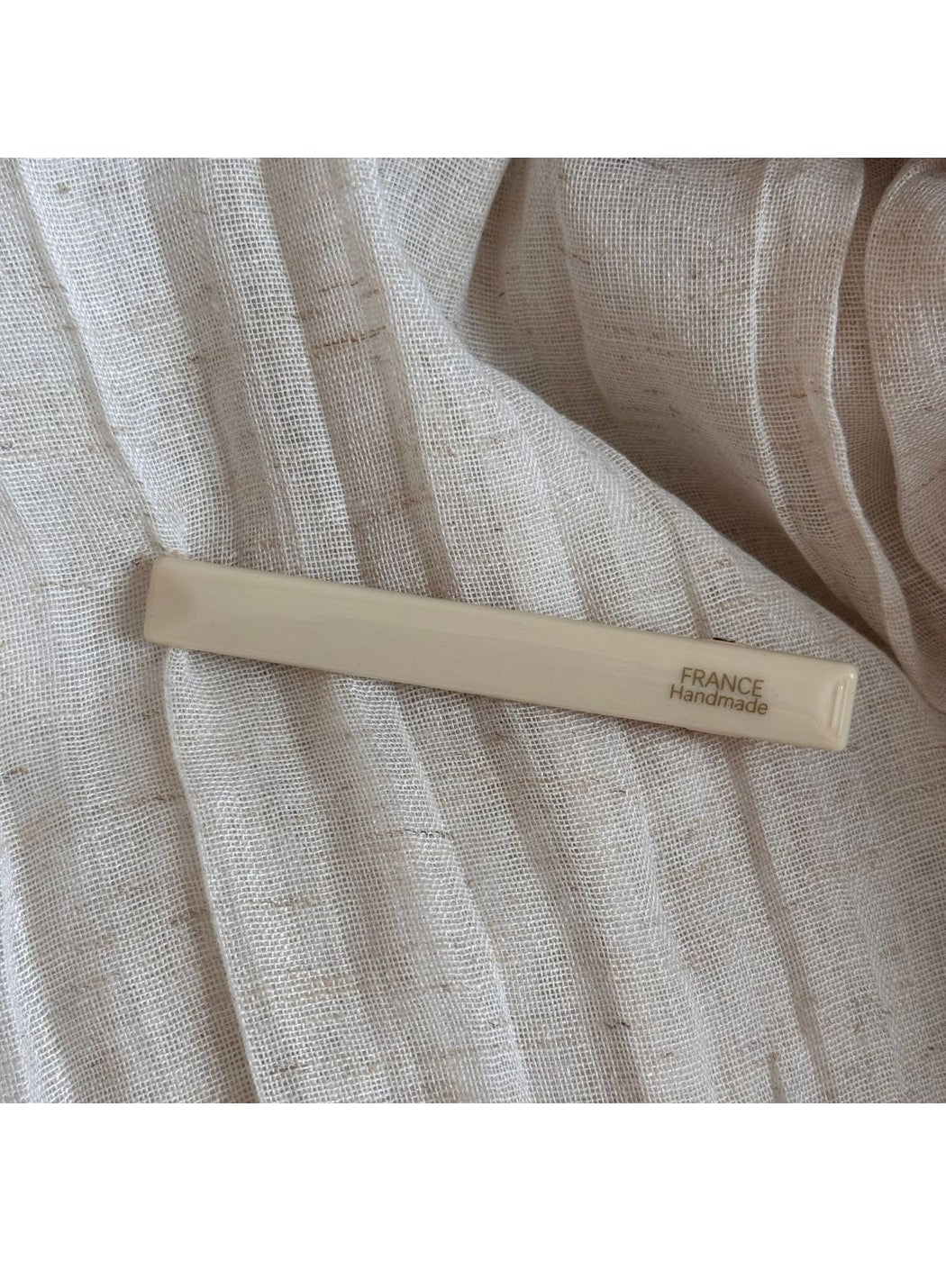 Beau - Polka Dot Straight Bar Side Hair Clip