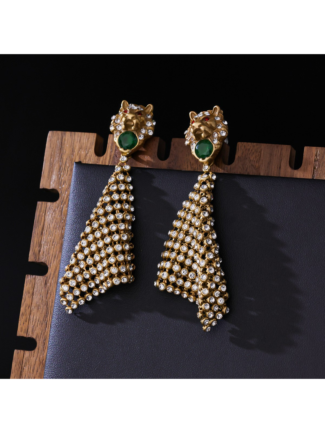 Earedge - Ornate Lion Head Tapered Dangle Earrings