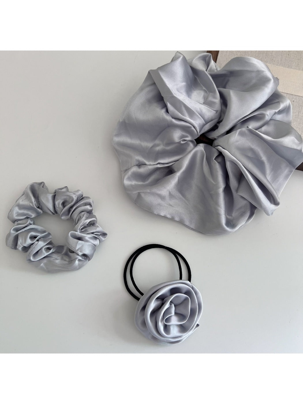 Gifty - Satin 3D Flower Hair Tie