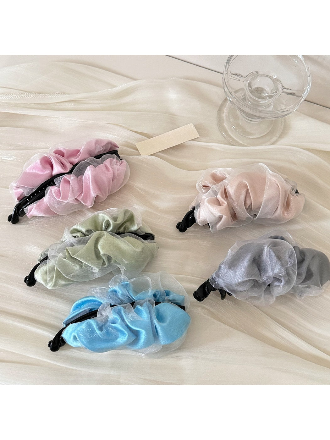 Beau - Double Layer Mesh Bubble Banana Clip