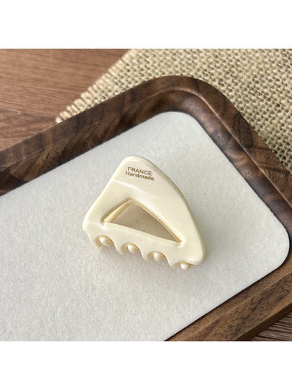 Beau - Triangular Openwork Hair Claw Clip