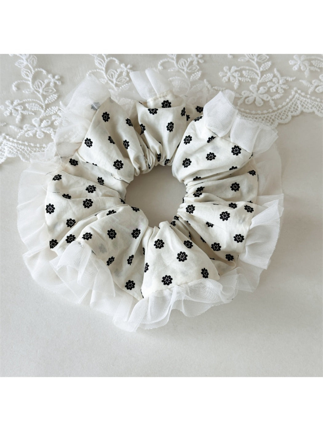 Gifty - Floral Lace Bow Hair Ties