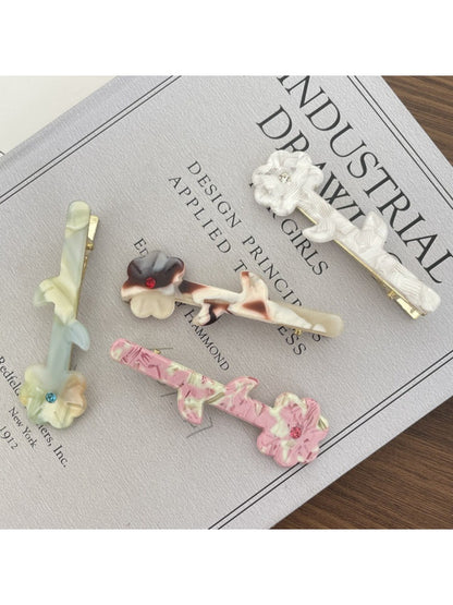 Beau - Spring Summer Floral Hair Clip