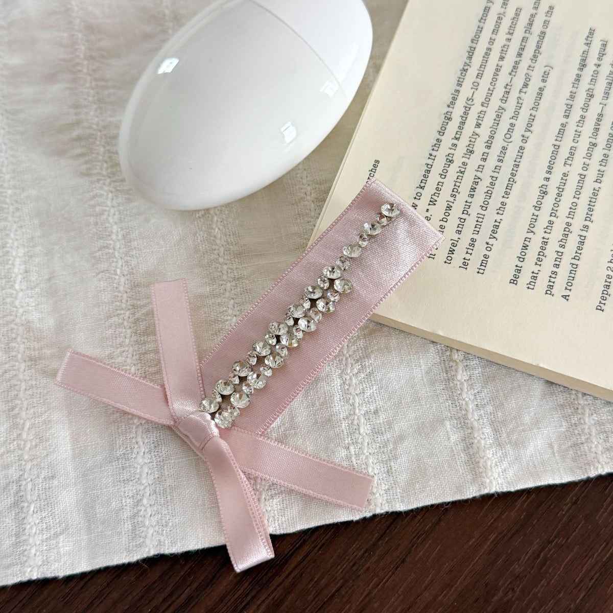 Beau - Bow Accent-Row Hair Clip