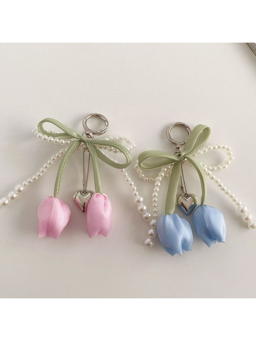 Keypus - Beaded Bow Tulip Bag Charm Keychain