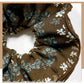 Gifty - Elegant Vintage Floral Scrunchie