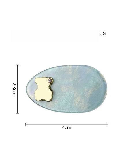 Beau - Oval Acetate Bear Detail Duckbill Hair Clip