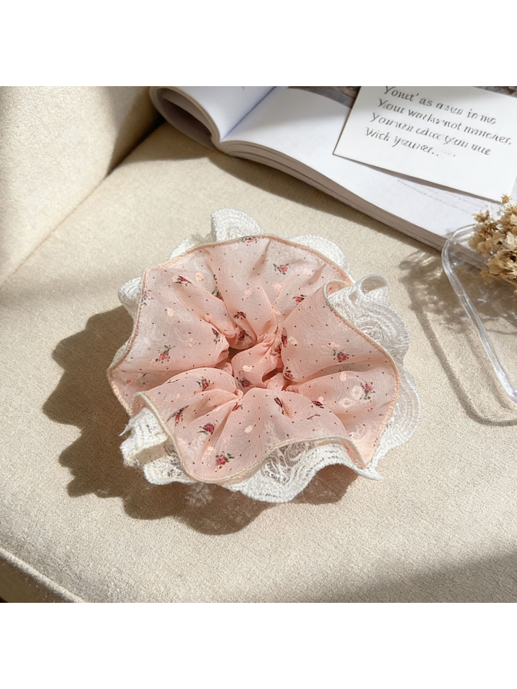 Gifty - Floral Lace Trim Wide Scrunchie Hair Tie