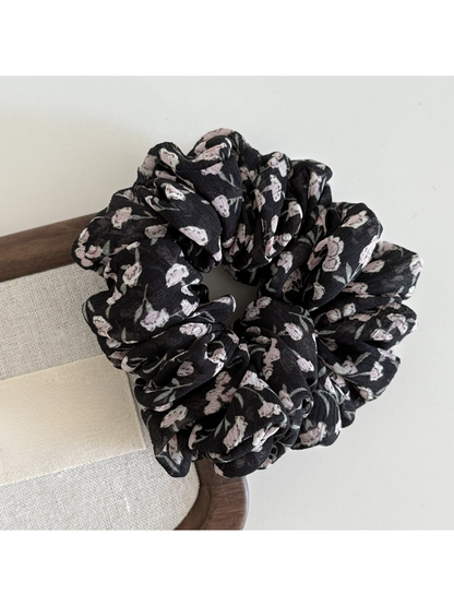 Gifty - Vintage Floral Ruffled Polyester Scrunchie