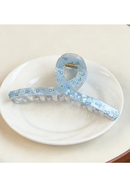 Beau - Oversized Crisscross Claw Clip